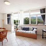 Apartment Serenity - 2 Posti Auto - In E In Centro