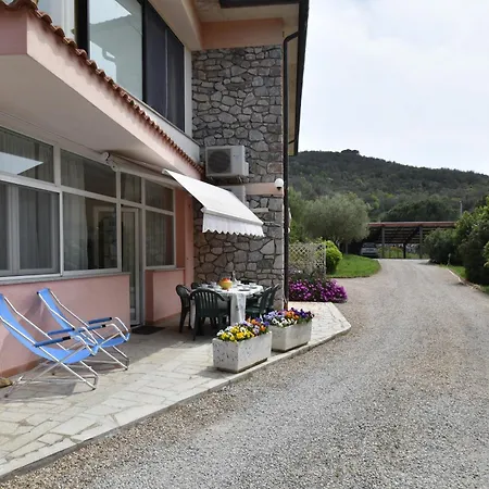 Appartement Serenity - 2 Posti Auto - In E In Centro Marina di Campo