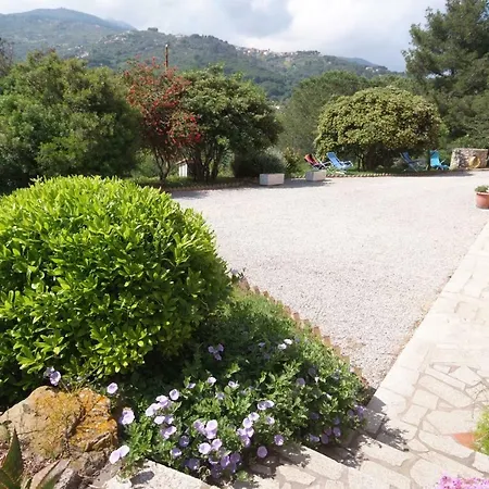 شقة Serenity - 2 Posti Auto - In E In Centro