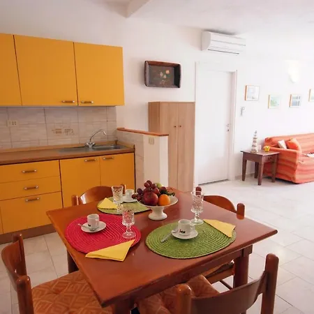 דירה Serenity - 2 Posti Auto - In E In Centro *