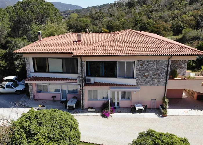 Serenity - 2 Posti Auto - In E In Centro *