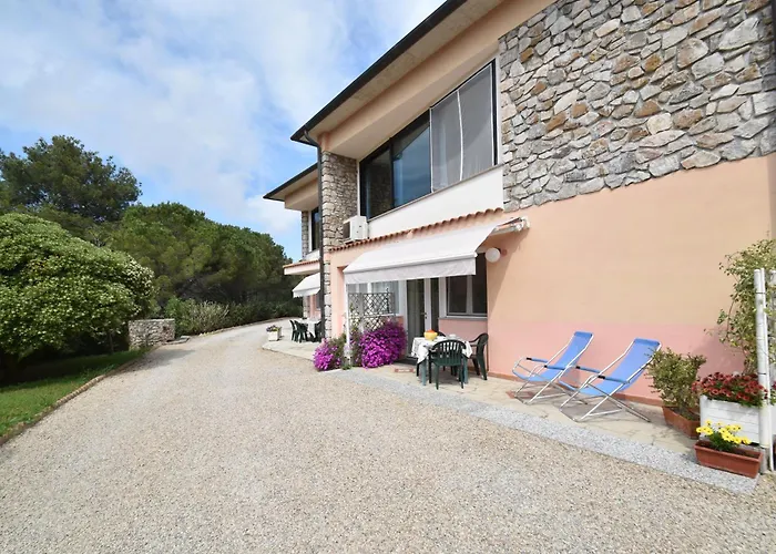 Serenity - 2 Posti Auto - In E In Centro アパート *