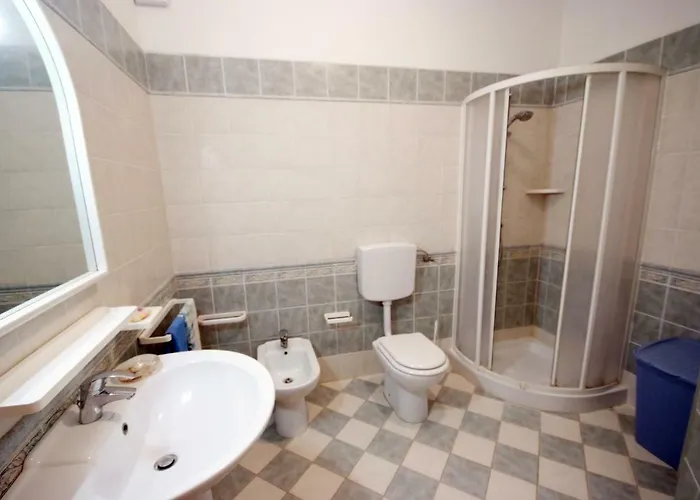 Serenity - 2 Posti Auto - In E In Centro