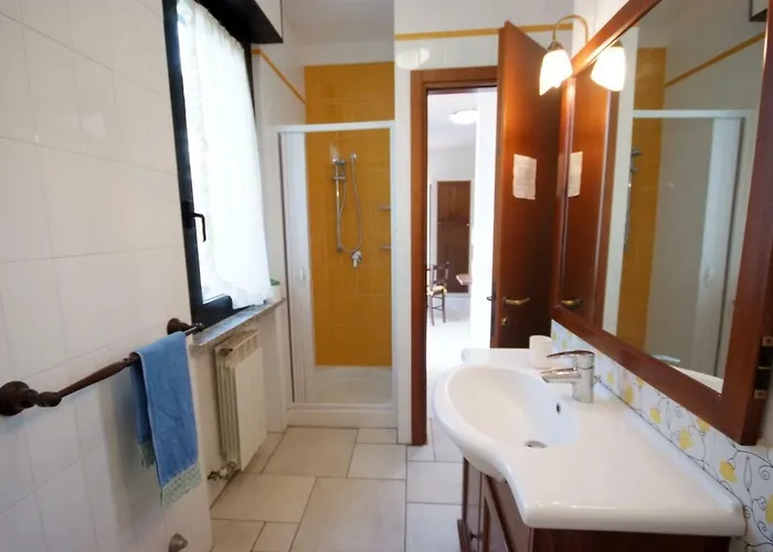 아파트 Serenity - 2 Posti Auto - In E In Centro *